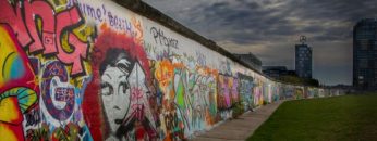 GIULIETTO CHIESA CHI HA COSTRUITO IL MURO DI BERLINO_