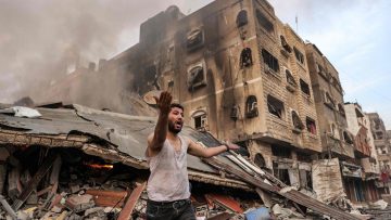 Israele bombarda Gaza, Cisgiordania, Libano e Siria