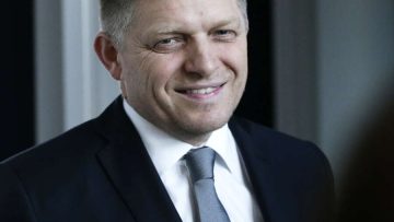 robert-fico-900×600