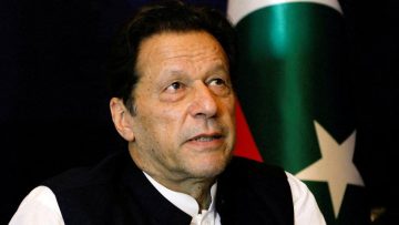 Pakistan, Khan vince anche dal carcere