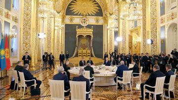 Putin celebra 10 anni di Unione Eurasiatica