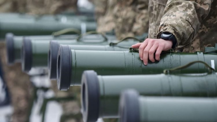 Le armi per Kiev finiscono ai ‘narcos’ spagnoli