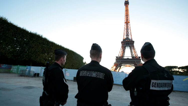 Parigi, giochi da incubo